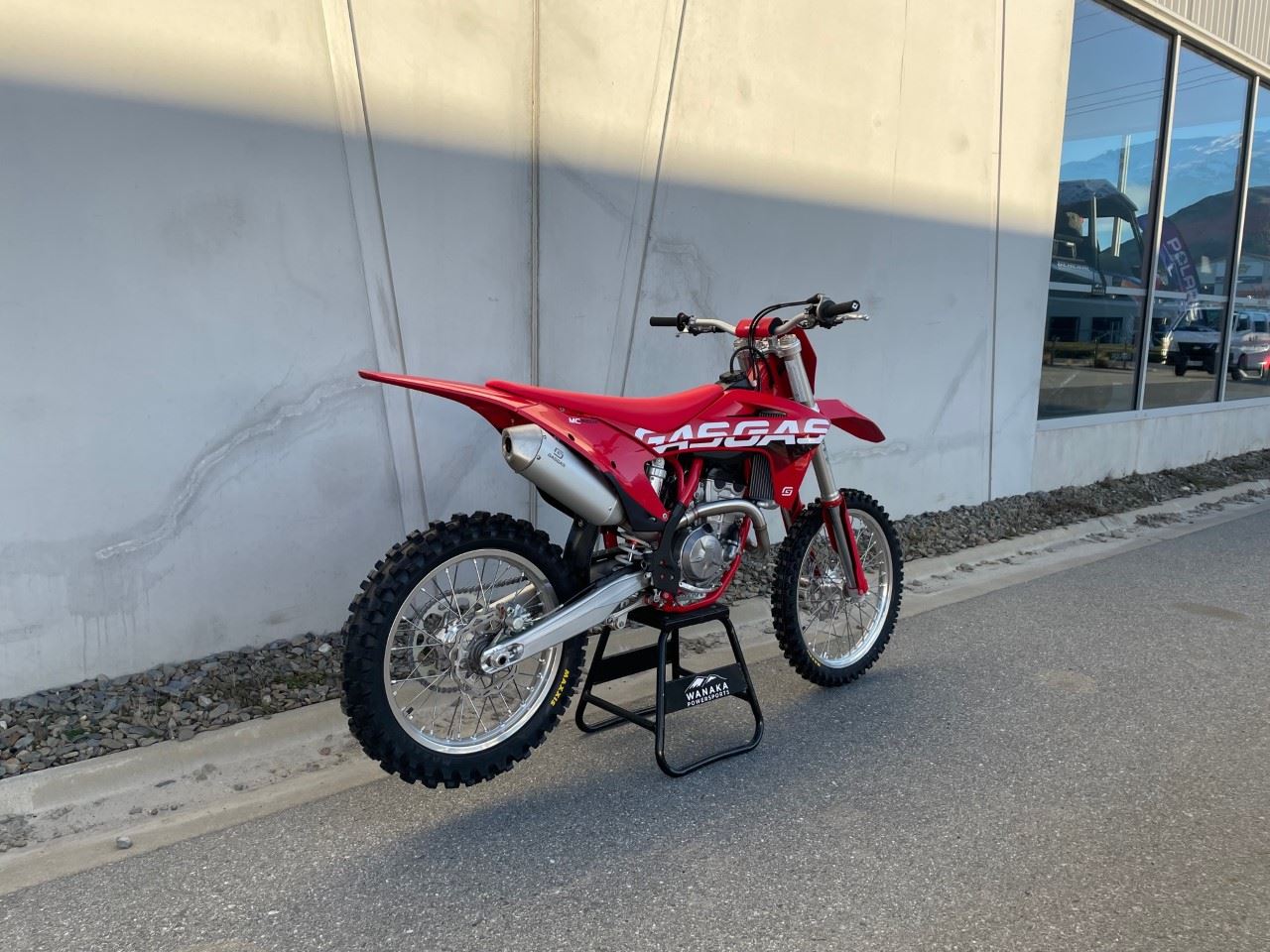 MC 250 F 2023