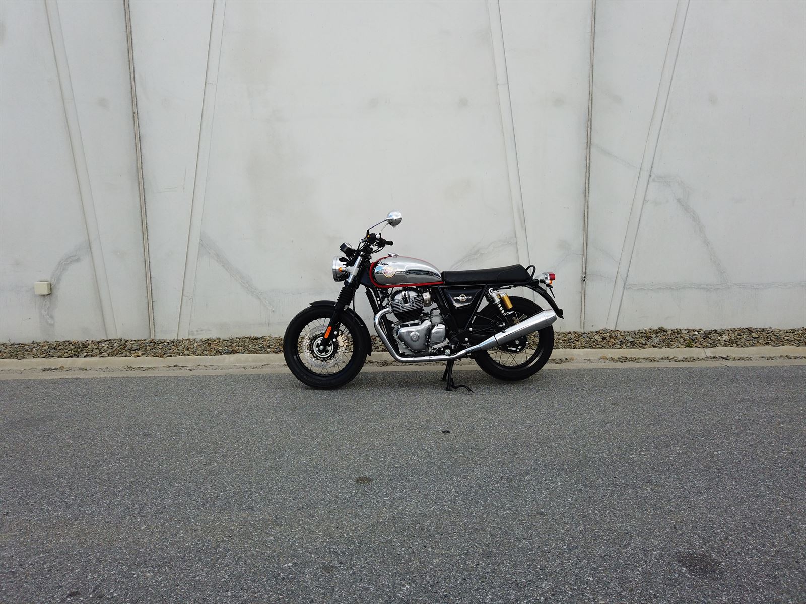 Interceptor 650 2024