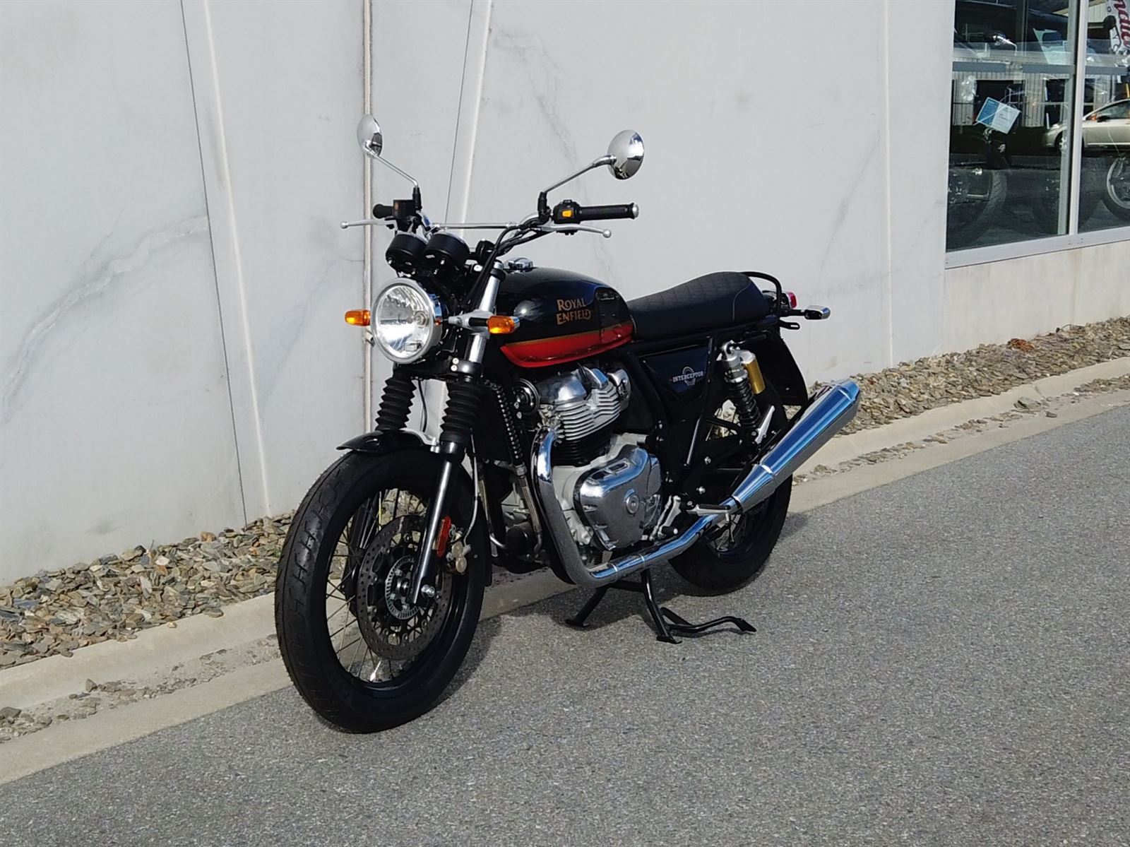 Interceptor 650 2022