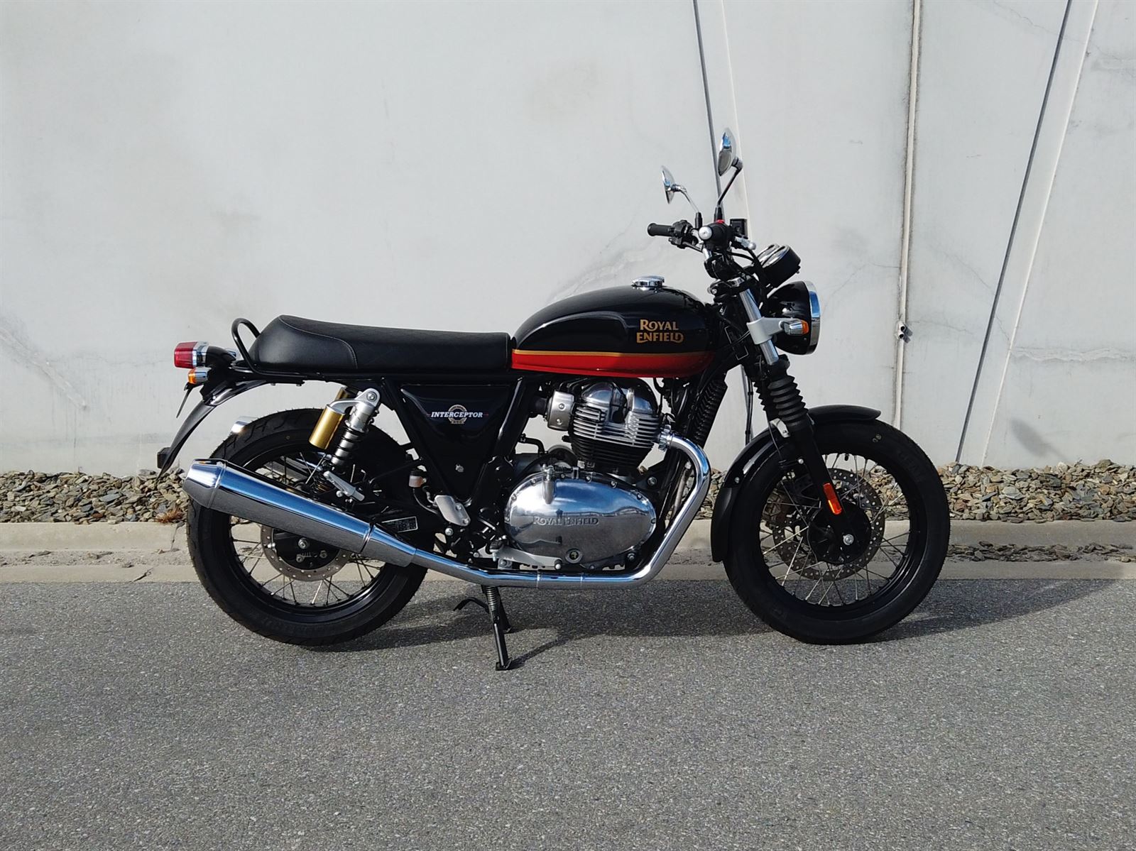 Interceptor 650 2022