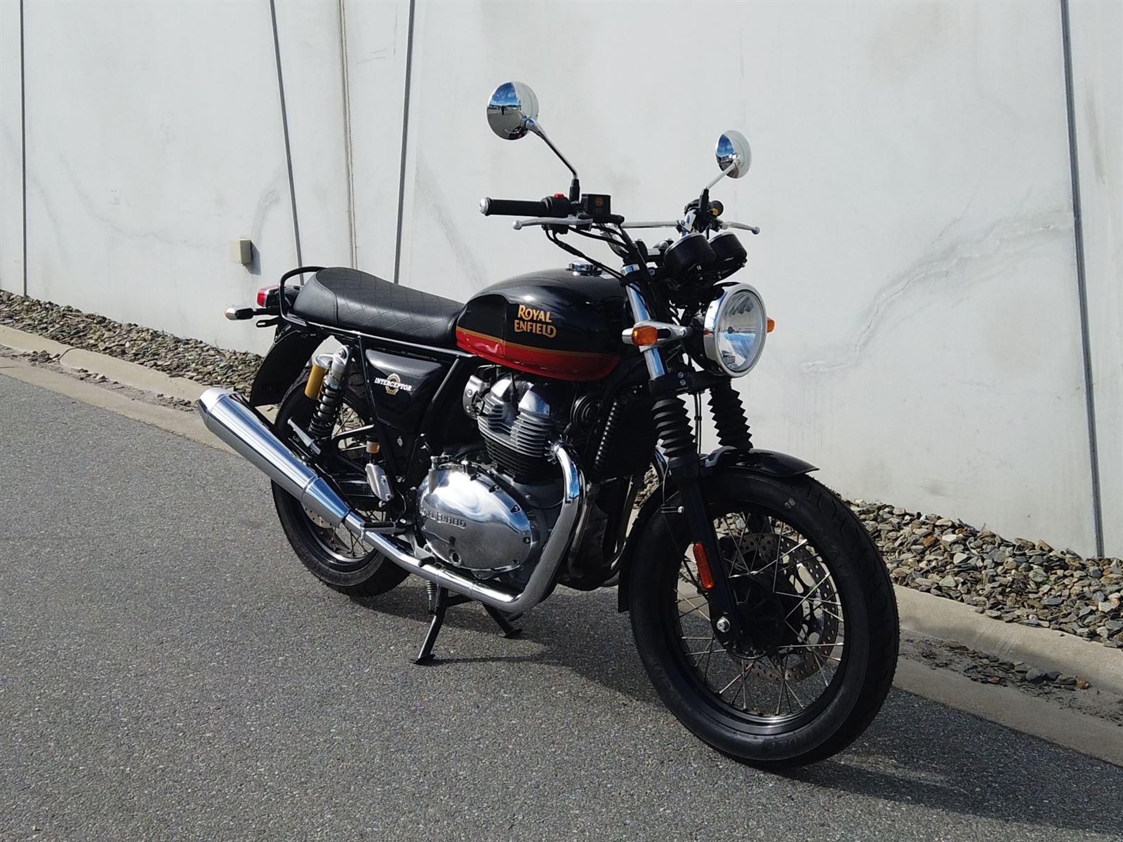 Interceptor 650 2022