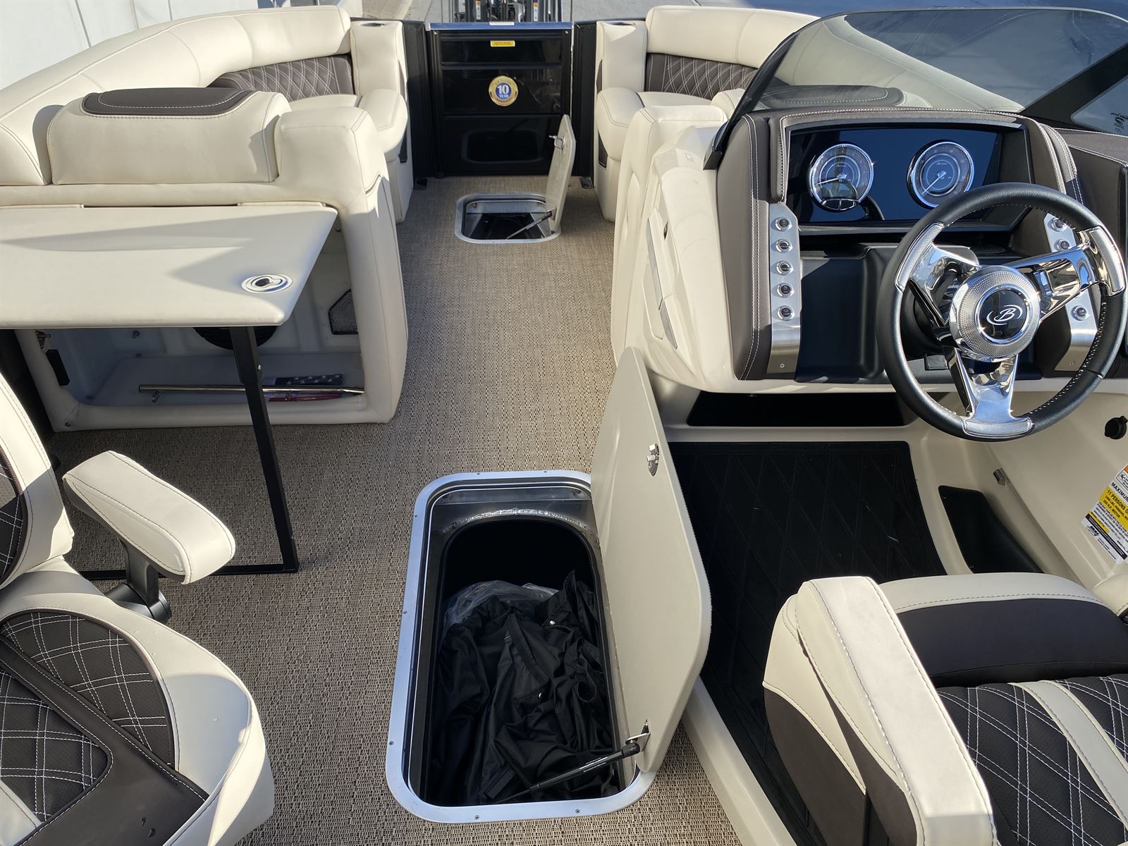 Lusso L23QCSSA 2024