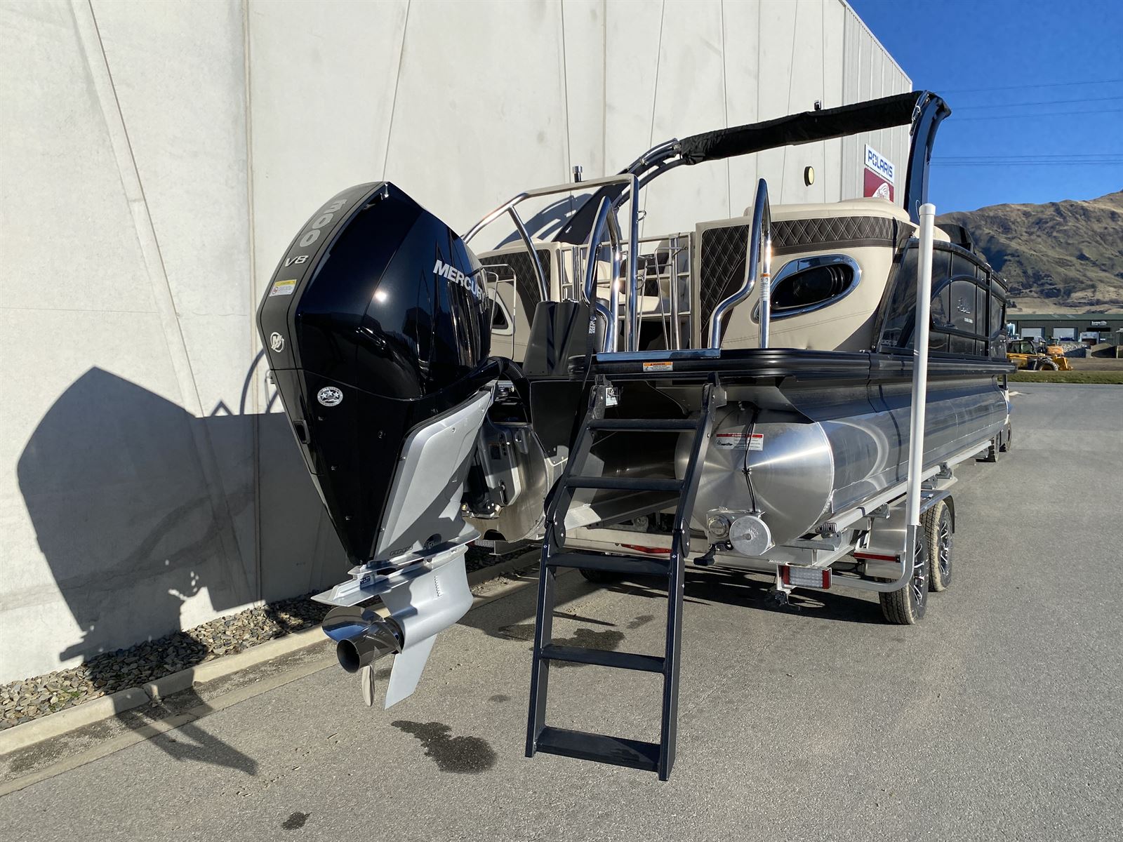 Lusso L23QCSSA 2024