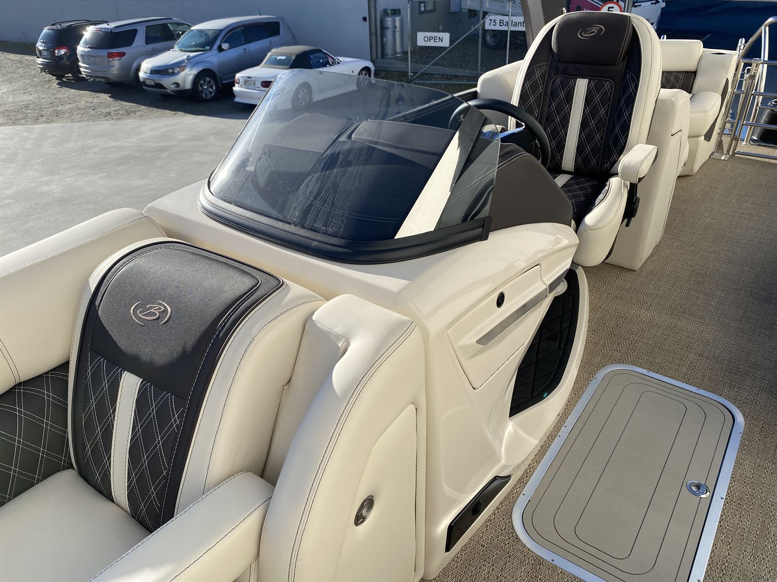 Lusso L23QCSSA 2024