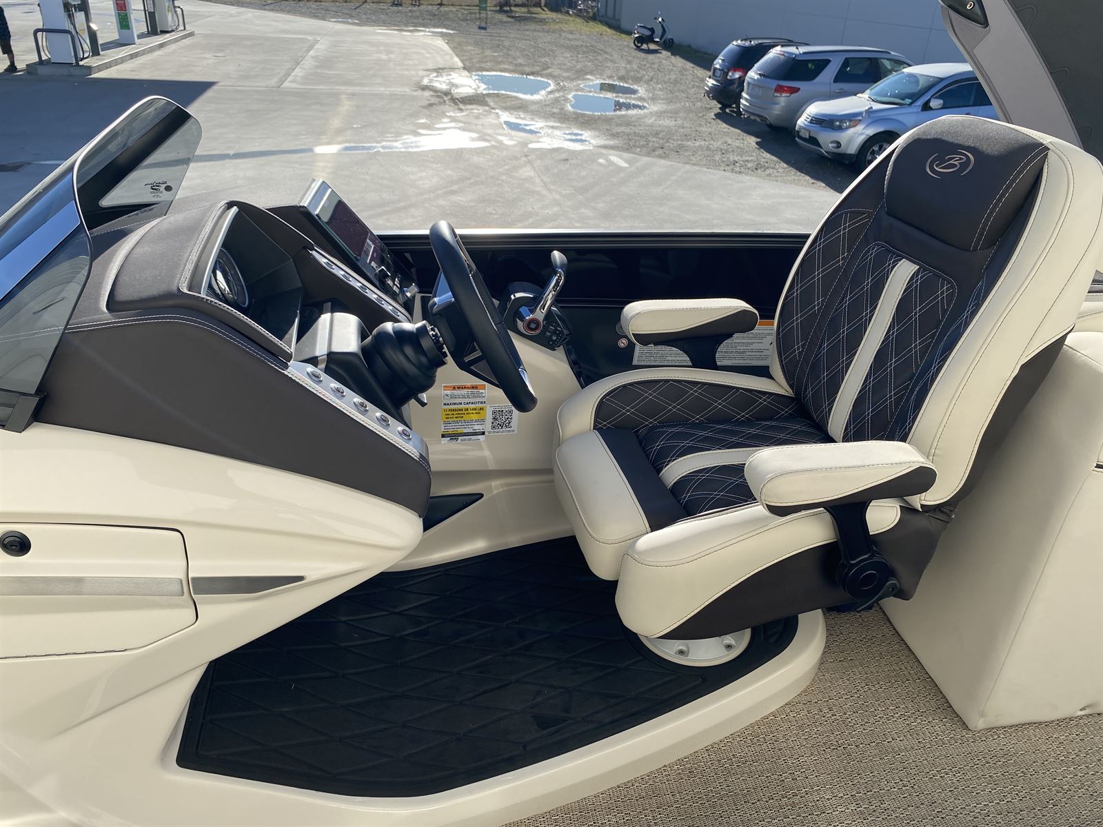 Lusso L23QCSSA 2024
