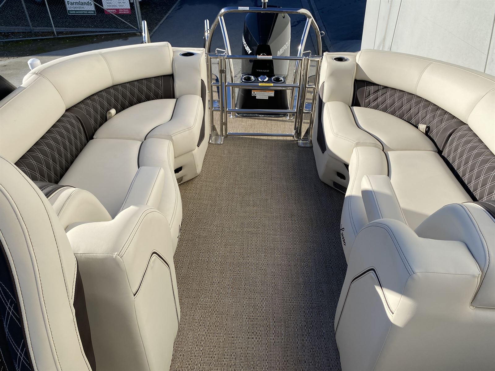 Lusso L23QCSSA 2024