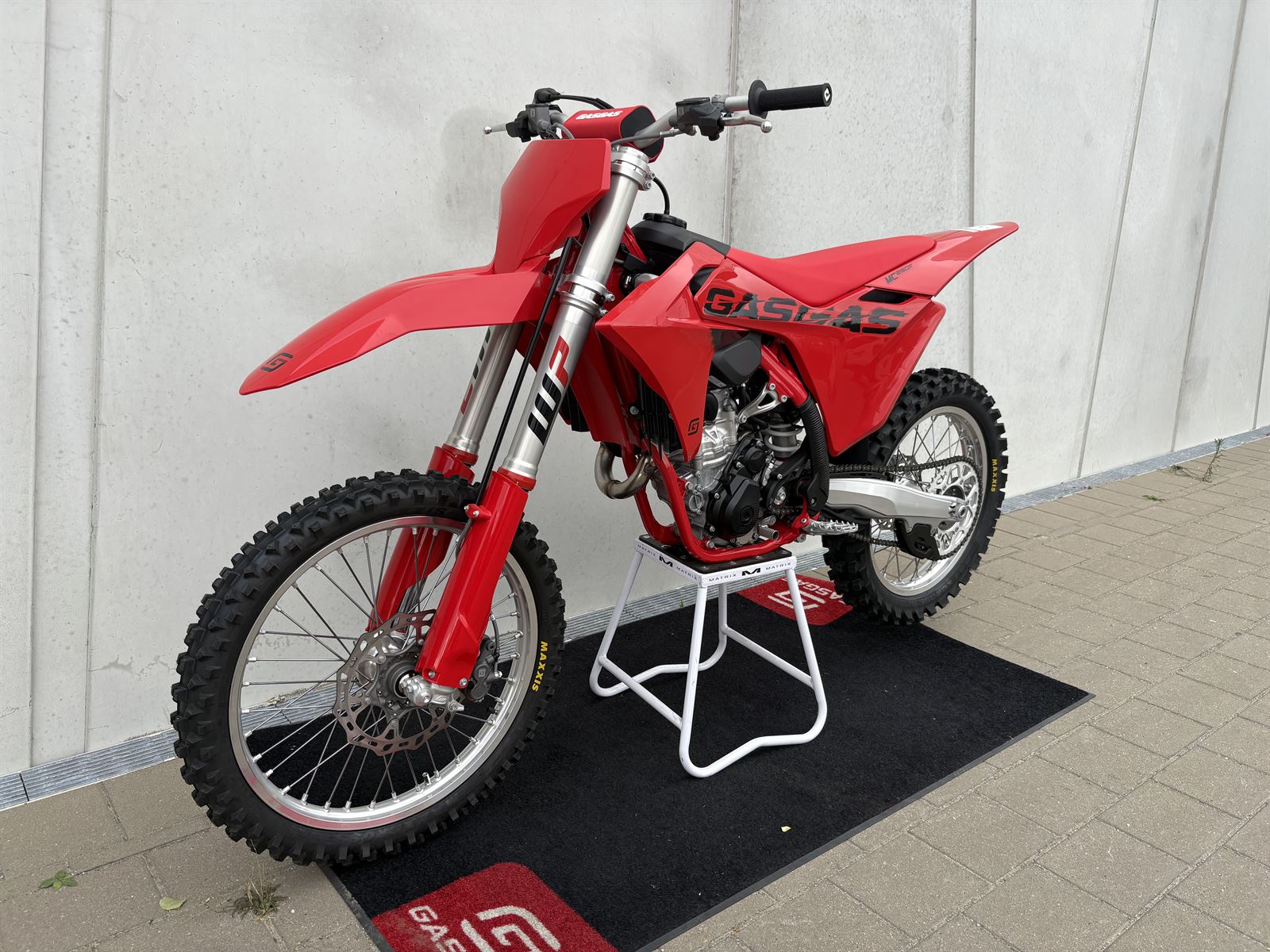 MC 250F 2025