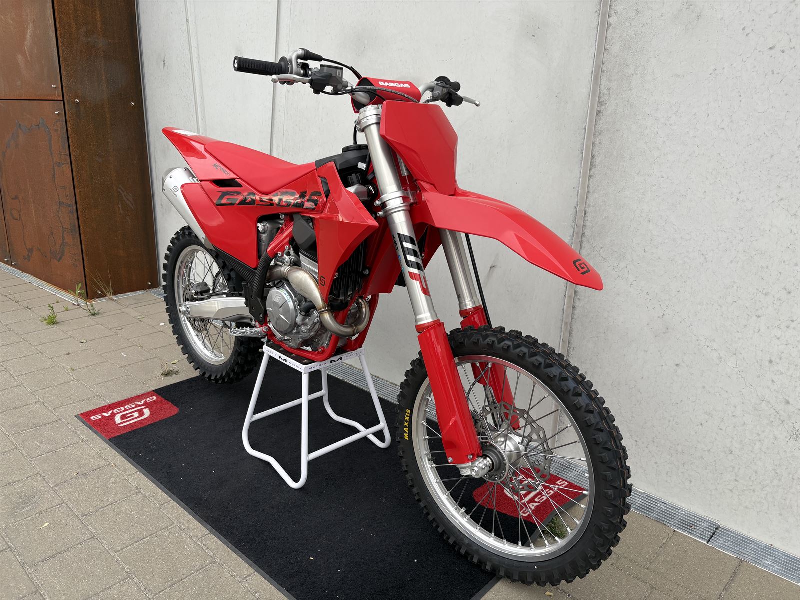 MC 250F 2025