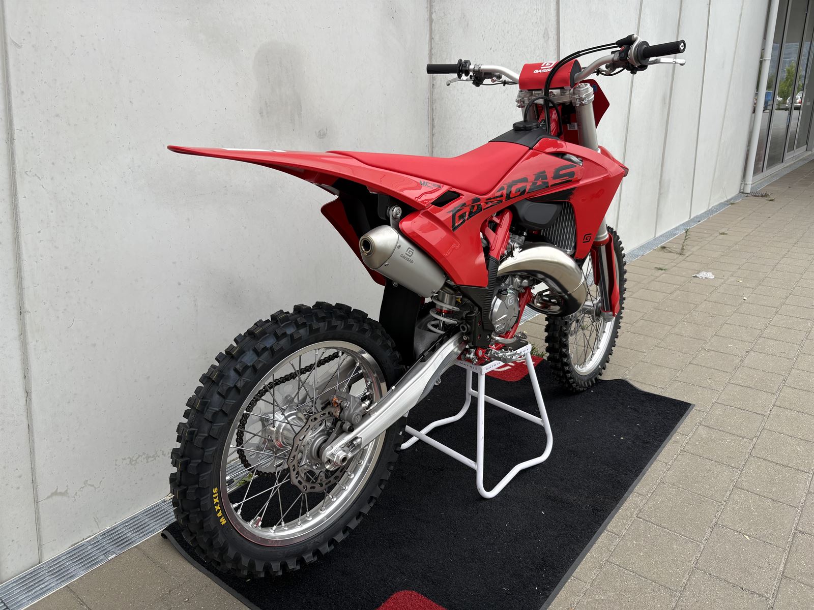 MC125 2025