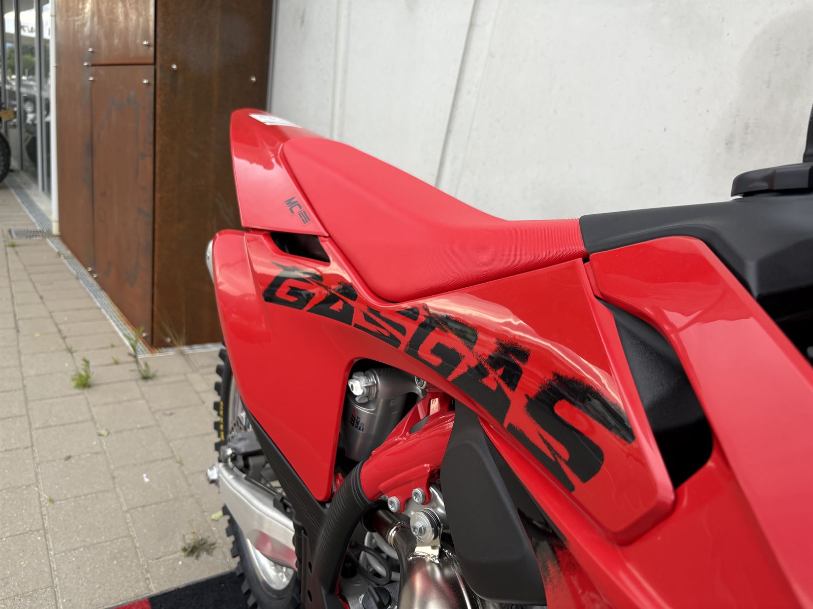 MC125 2025