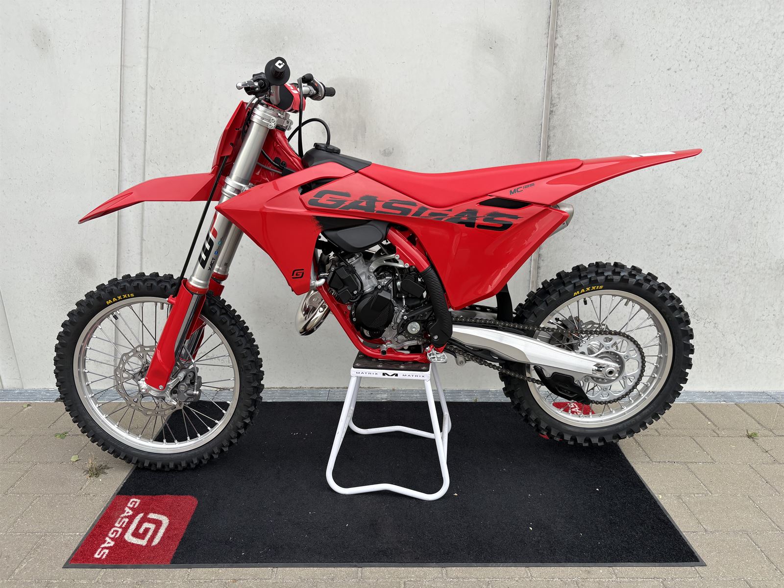MC125 2025
