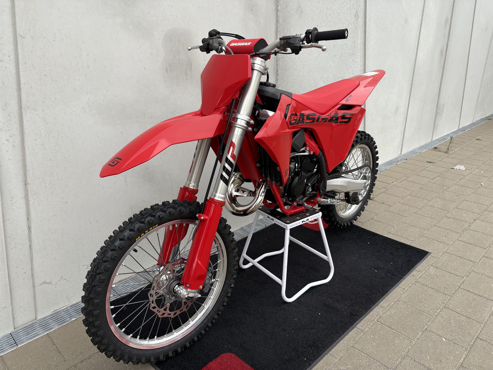 MC125 2025