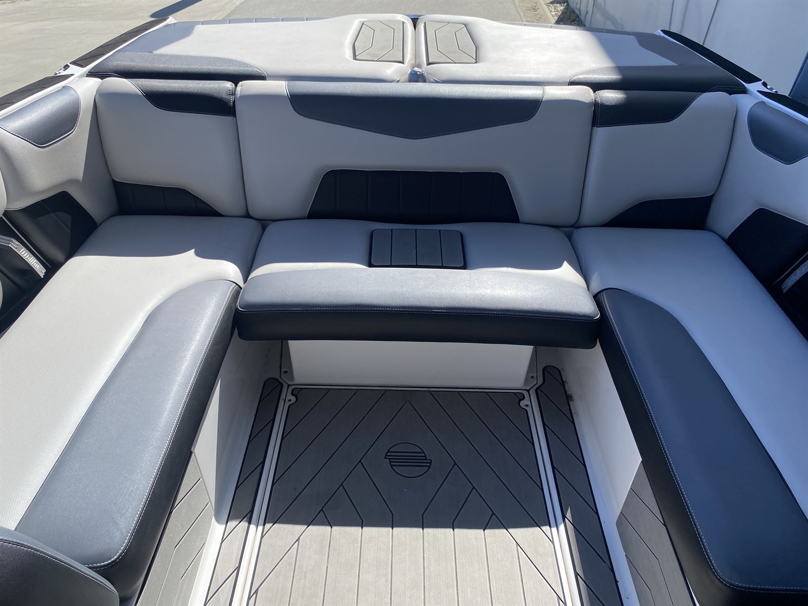 Malibu 23LSV 2018