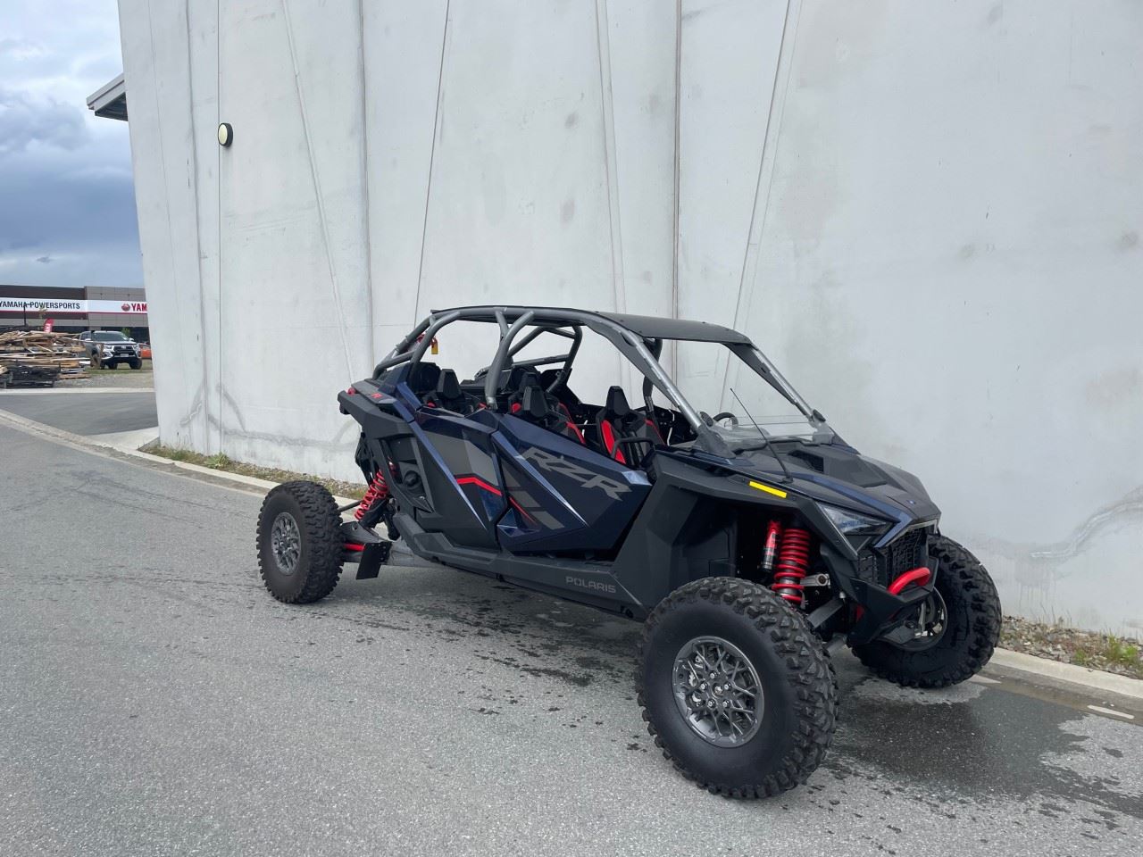 RZR PRO R 4 Ultimate
